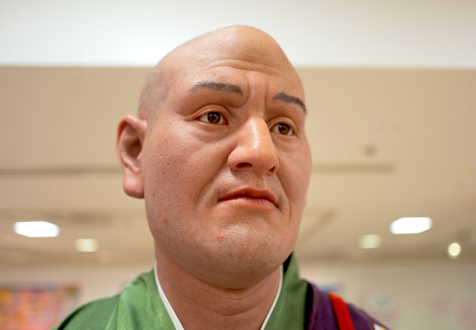 髭剃りのあと、大人ニキビも超リアル！