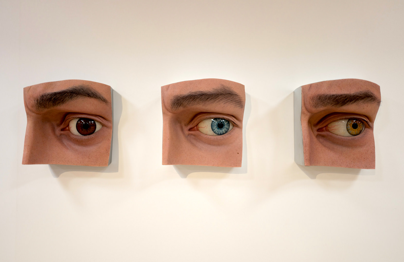 左から「ダヴィデ-brown eye-」,「ダヴィデ-blue eye-」,「ダヴィデ-green eye-」