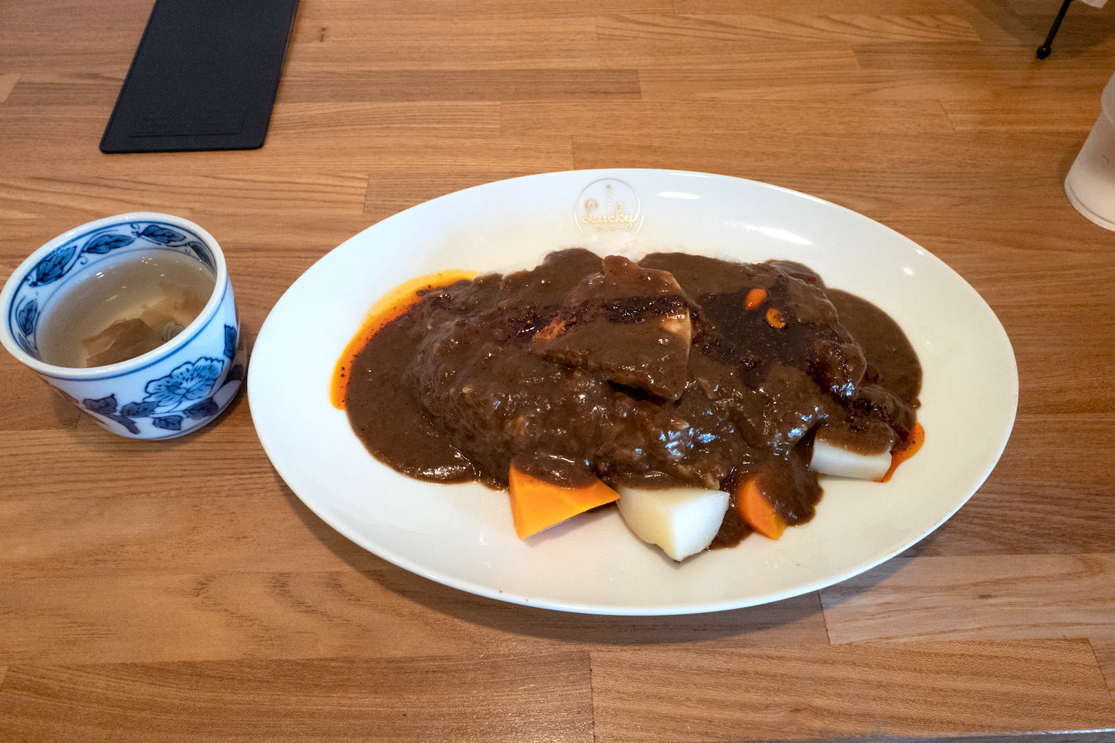 鰹節スープが無料で付きます。