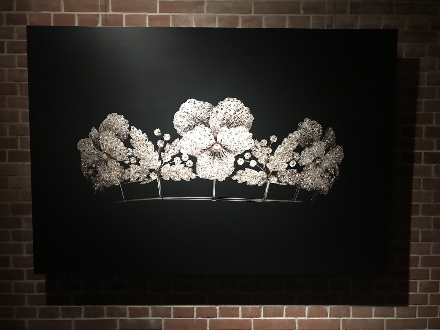 【ショーメ展】アート好き男性視点でのChaumet〜時空を超える宝飾芸術の世界―1780年パリに始まるエスプリ@三菱一号館美術館