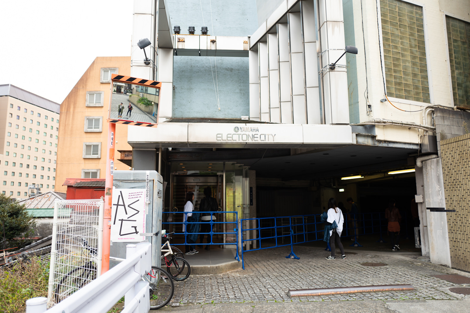 【合同展】取り壊しビルで写真展〜「ARIGATO SAKURAGAOKA」Produced by ART PHOTO TOKYO@ヤマハエレクトーンシティー渋谷跡地