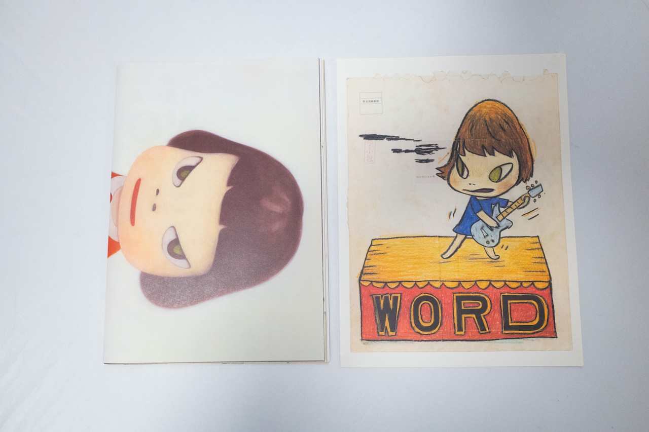 左:NO WARより〜余白が無い印刷面 右作品:「DRAWING FILE」の1枚〜余白あり