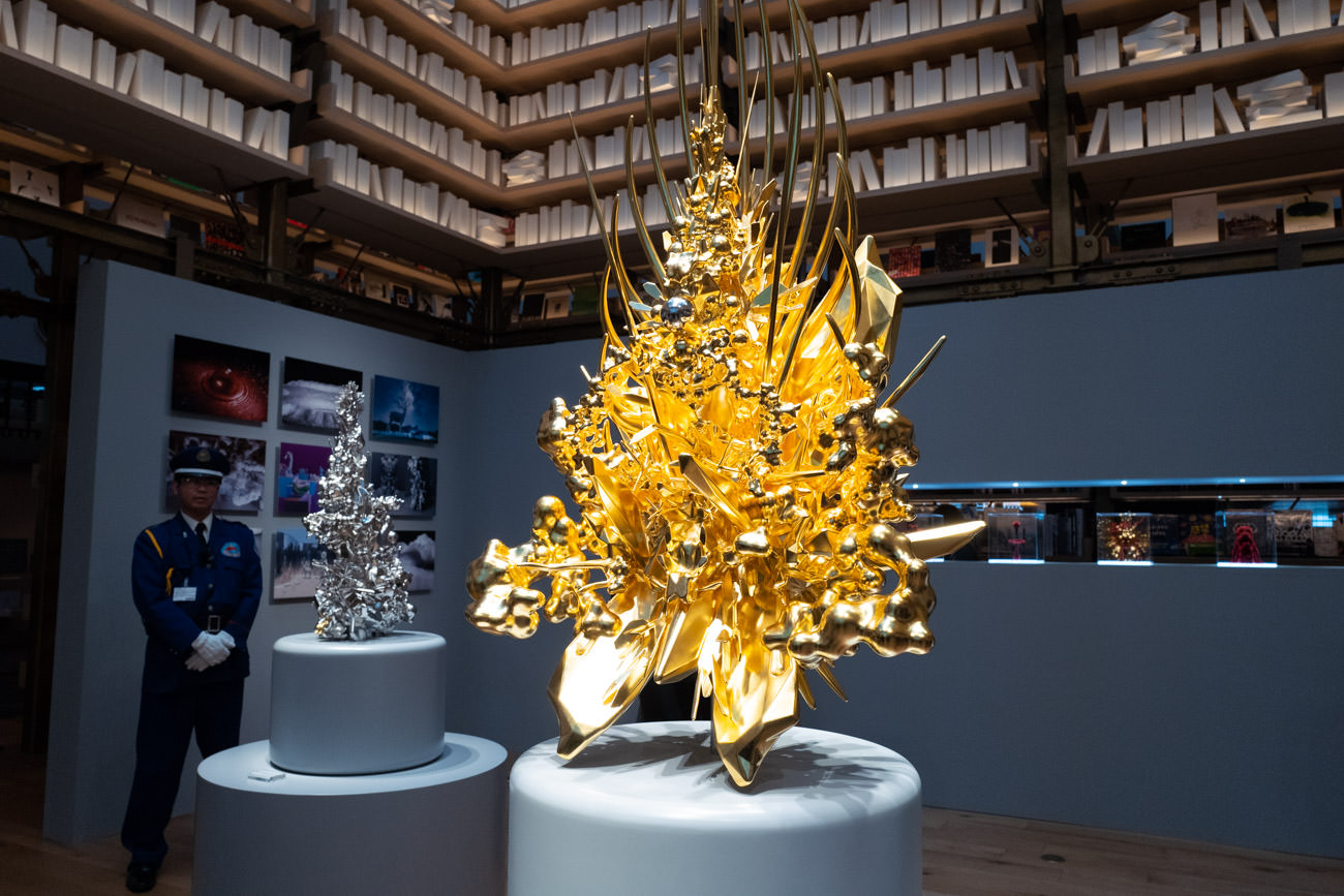 【個展】名和晃平「Throne -Louvre Pyramid-」＠GINZA ATRIUM