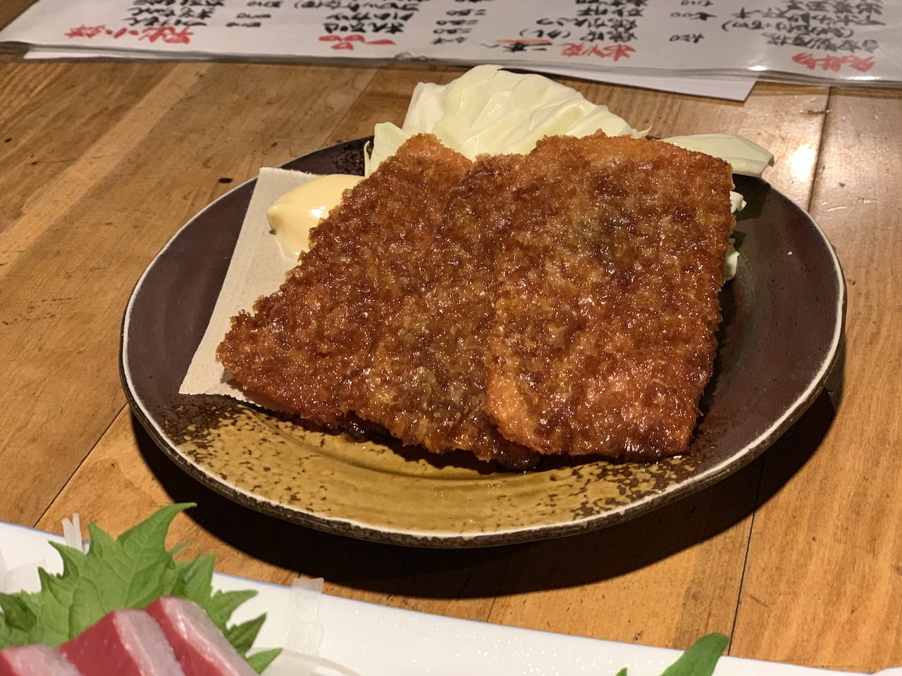 美味しい居酒屋メニューです。店員さんも元気で料理も美味しいです。