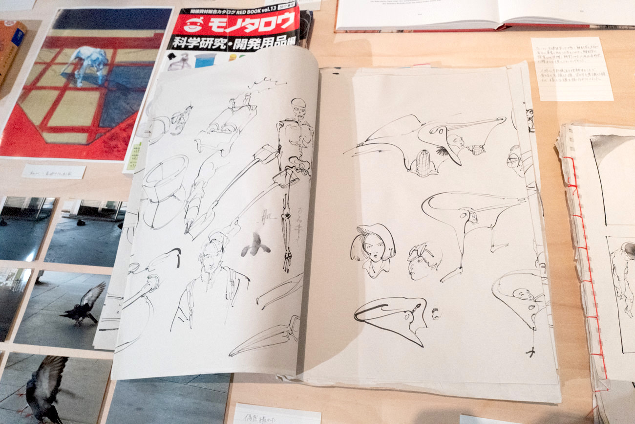 線描の習作が所狭しと描かれていました