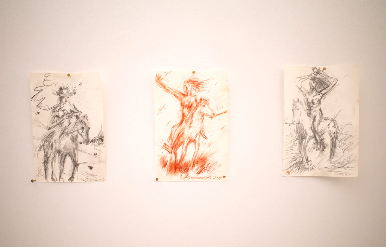 小林正人《画家とモデル Artist and the Model》2019年 paper, pencil or conte 21x13.5cm×3点