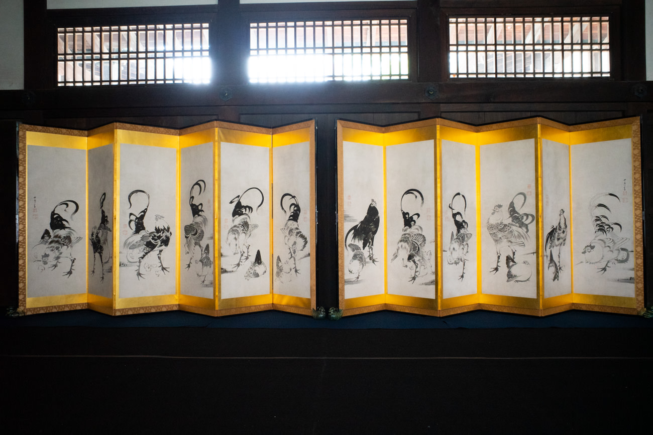 伊藤若冲《鶏図押絵貼屏風》※レプリカ 2013年（オリジナル1797年）