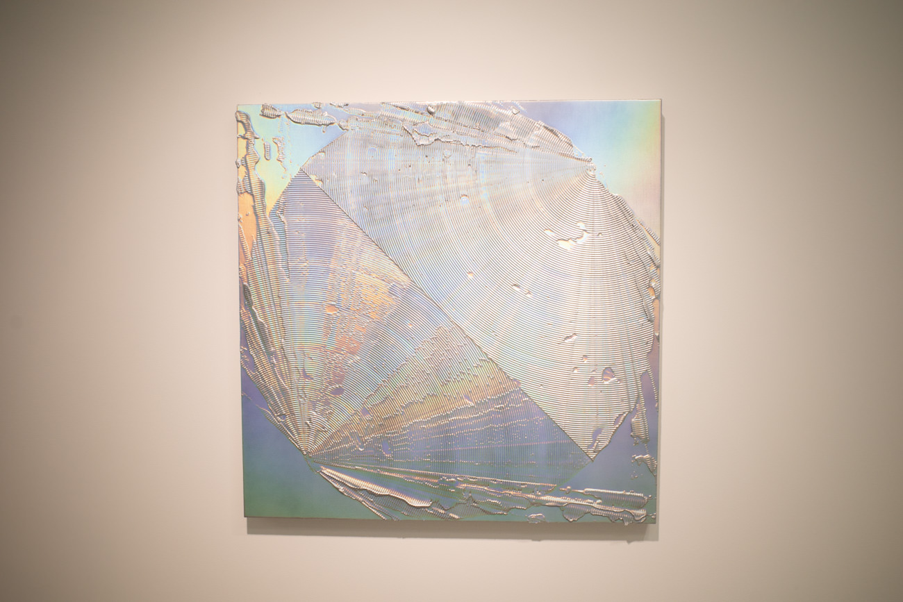 大庭大介 《M》 2019年 アクリル、麻布、パネル 900x900×45mm
