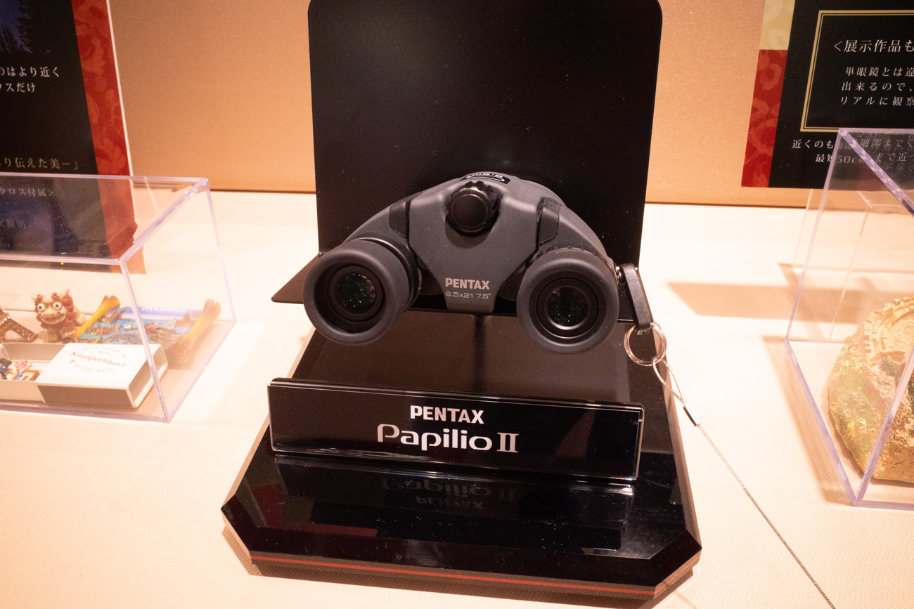 【美術鑑賞に最適】近くが見える双眼鏡「PENTAX Papilio II」が凄い！