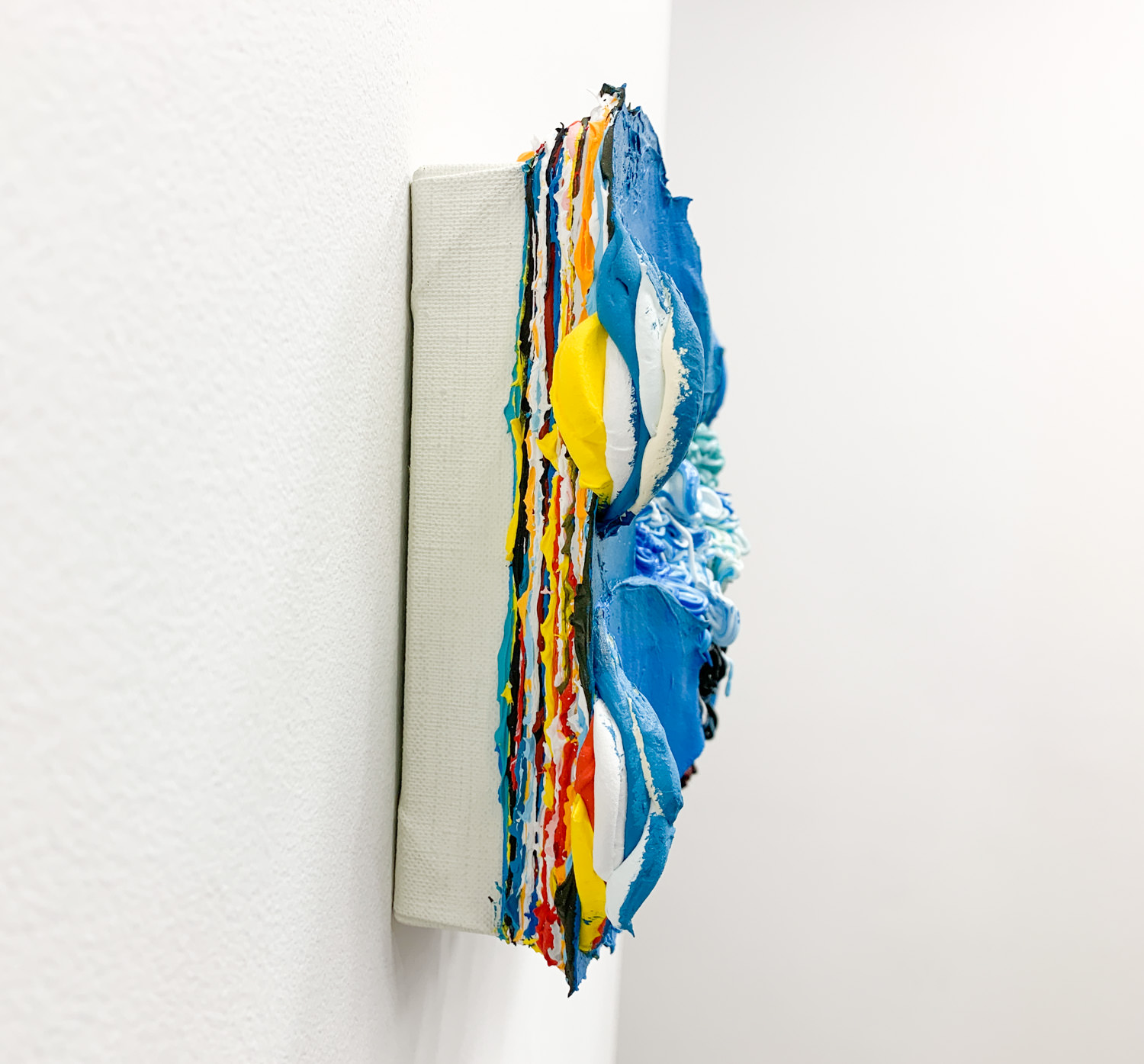 ≪1億1048万7500ドル from 森ビル（Untitled/Jean-Michel Basquiat）≫※横から撮影
