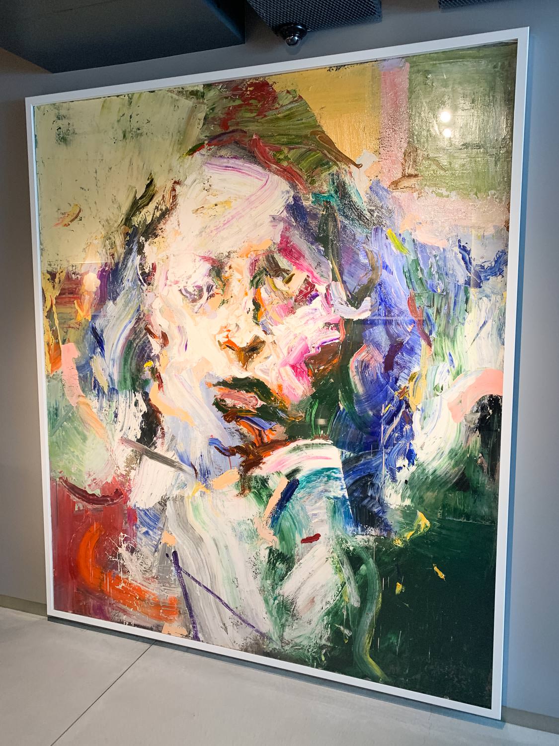 井田幸昌《Miko》2016年 2220×1940mm Oil on wood panel
