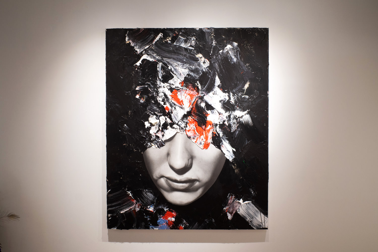 佐藤誠高《Brilliant Woman》 pencil. acrylic. paper. wood panel 2020年 1620×1300mm