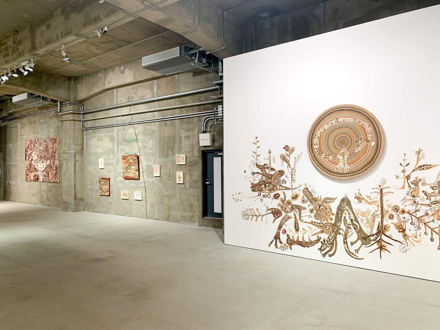 【個展】初の油彩に挑戦〜淺井裕介「なんか/食わせろ」ANOMALY