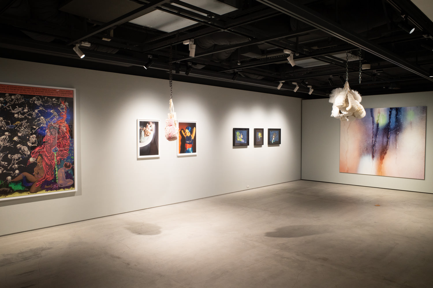 【企画展】ジャスミン・ワヒ監修〜「すべての、女性は、誰もが、みな、疲れている、そう、思う。」 THE CLUB