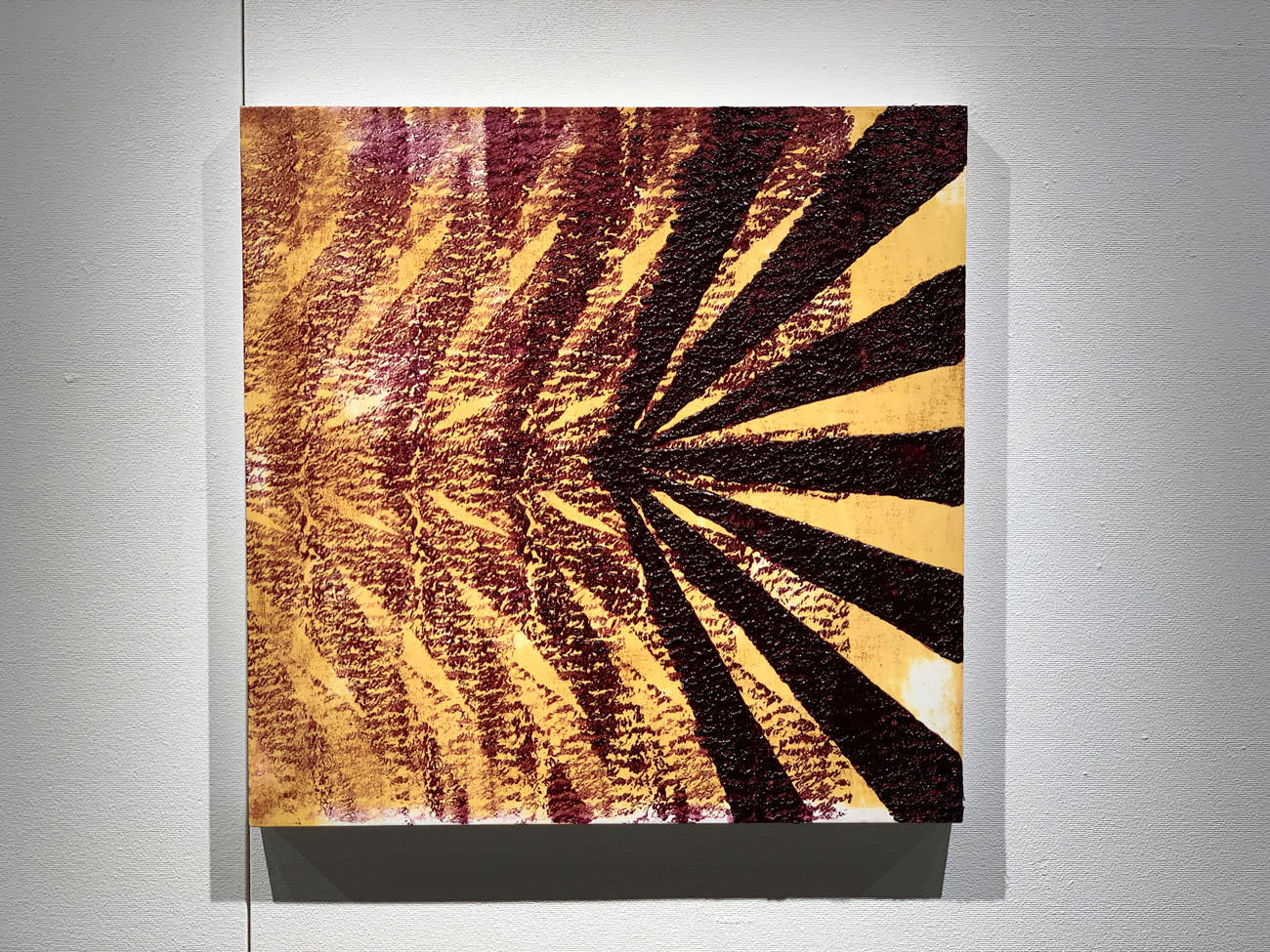 山本捷平《reiterate-radial purple-》 2020 acrylic on linen, panel. 60.6×60.6x4cm