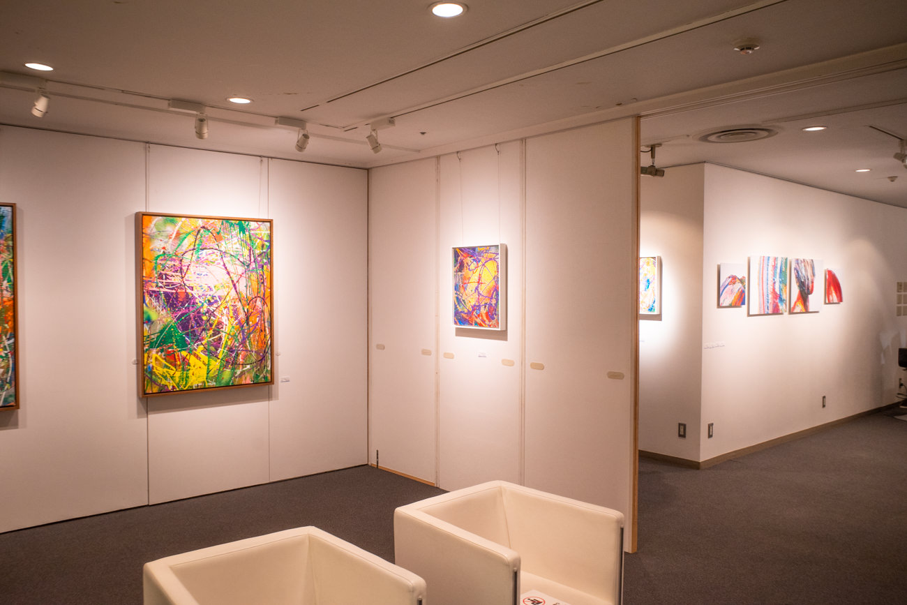 【グループ展】著名作家と若手作家の共演〜「燦三と照りつける太陽で、あつさ加わり体調を崩しがちな季節ですが、規則正しく健やか奈日々をお過ごしください。展」