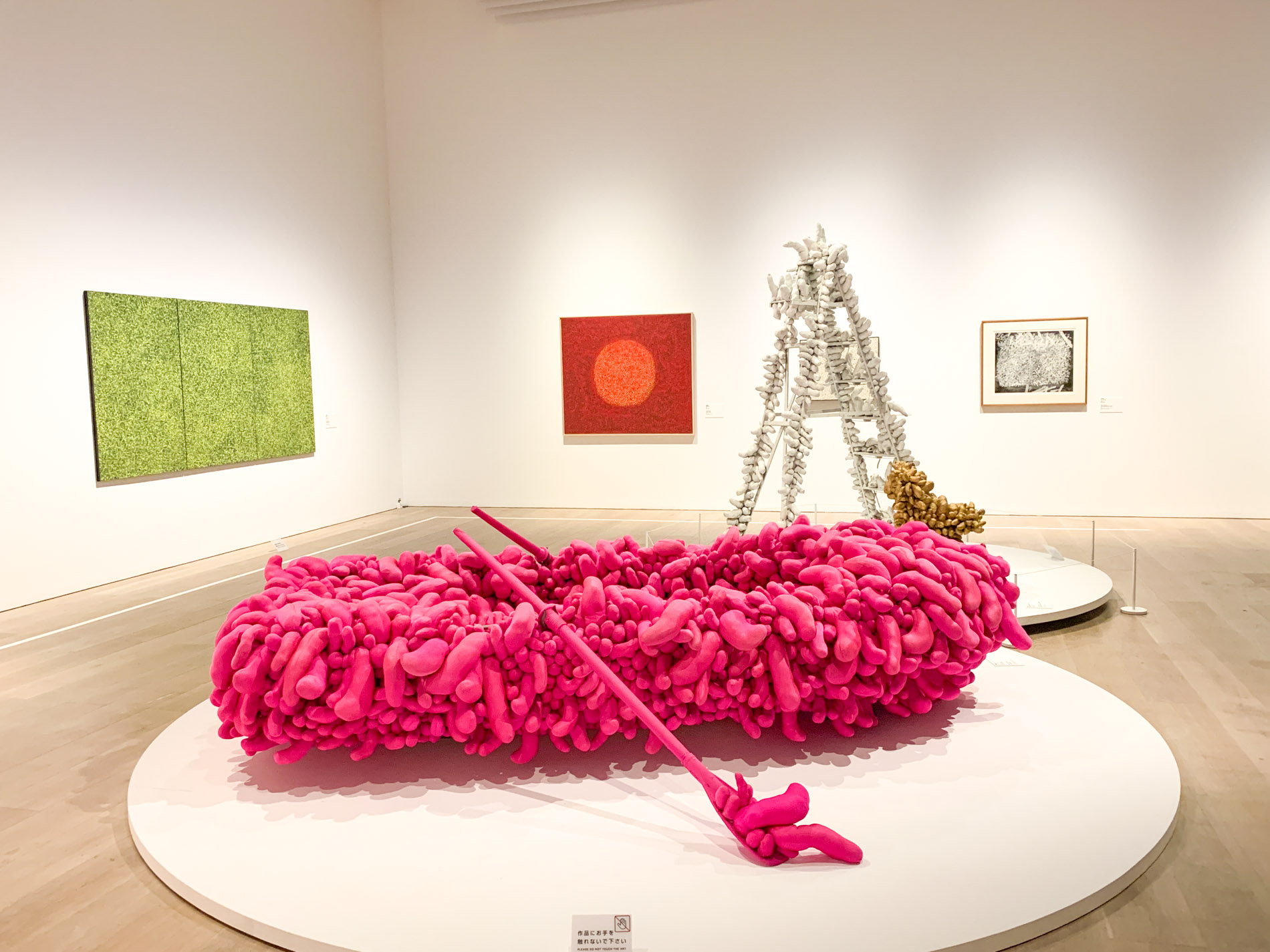 【STARS展】草間彌生さん展示室〜「STARS展：現代美術のスターたち―日本から世界へ」森美術館