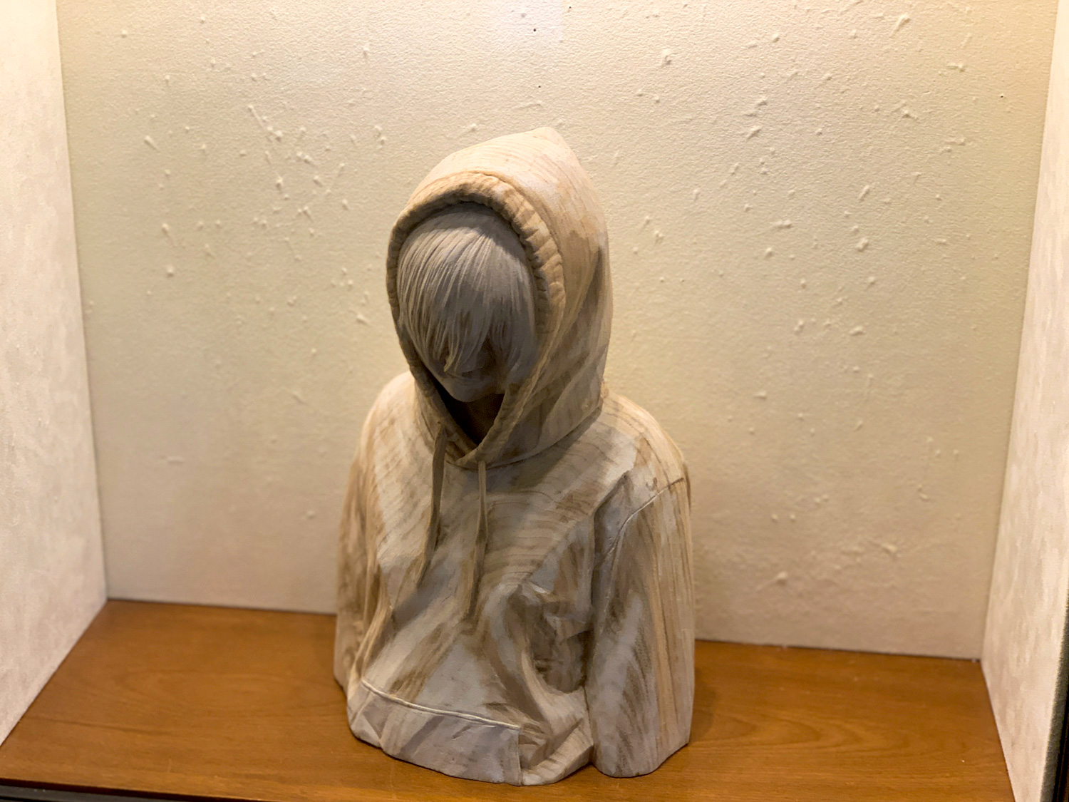 稲田侑峰《雨の中にいる》2019年