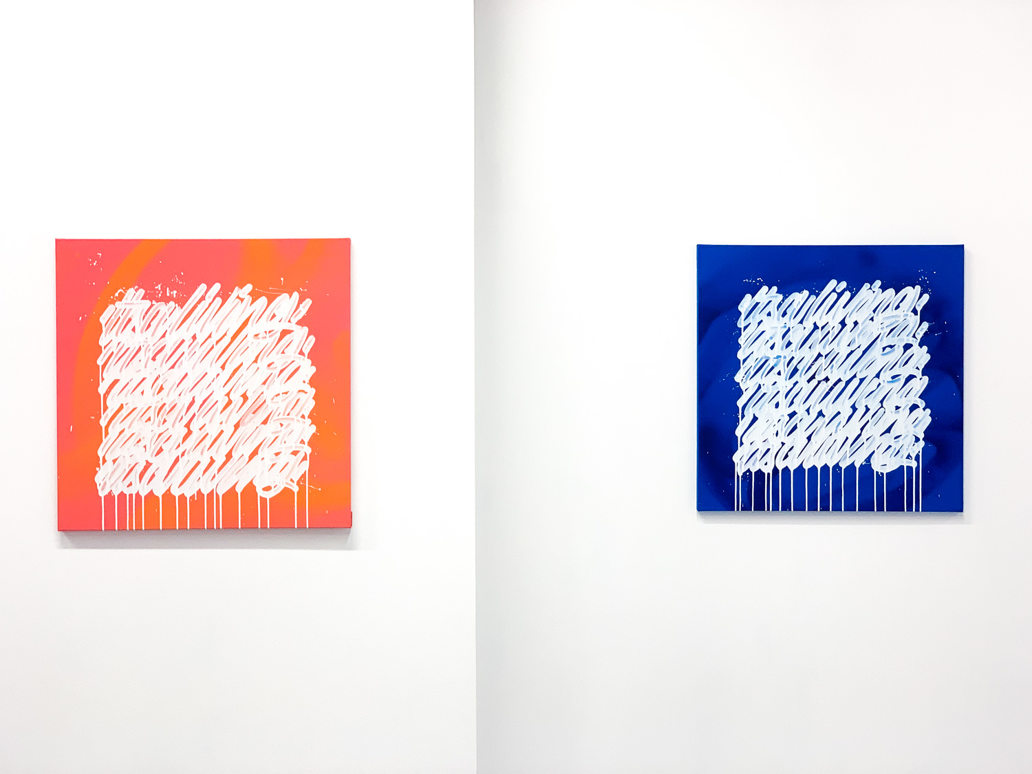 左：リカルド・ゴンザレス《Untitled》61cm×61cm右：リカルド・ゴンザレス《Untitled》61cm×61cm
