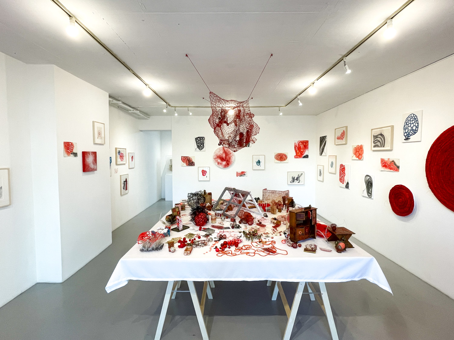 【個展】インスタレーションを中心にコロナ禍での新作発表〜塩田千春「消えた展覧会。この気持ちをどこに…」KENJI TAKI GALLERY
