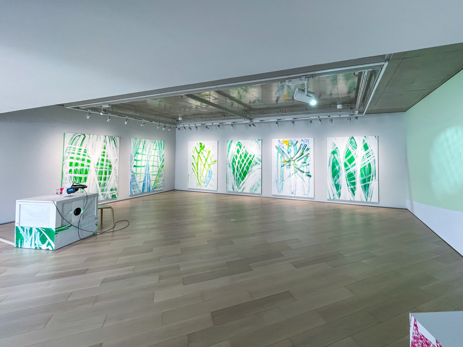 木村翔馬「水中スペック」展示風景
