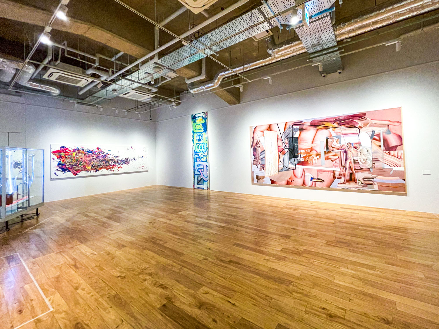 【コレクション展】2人のコレクターが伝えるもの〜「-INSIDE THE COLLECTOR’S VAULT, VOL.1-解き放たれたコレクション展」WHAT MUSEUM