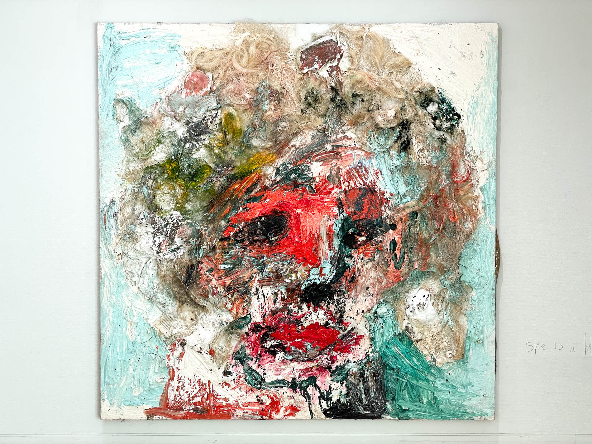 水戸部七絵《She is a blonde heavy and big star》 2000x2000mm wood panel,linen,oil painting, plaster statue,pigment 2021