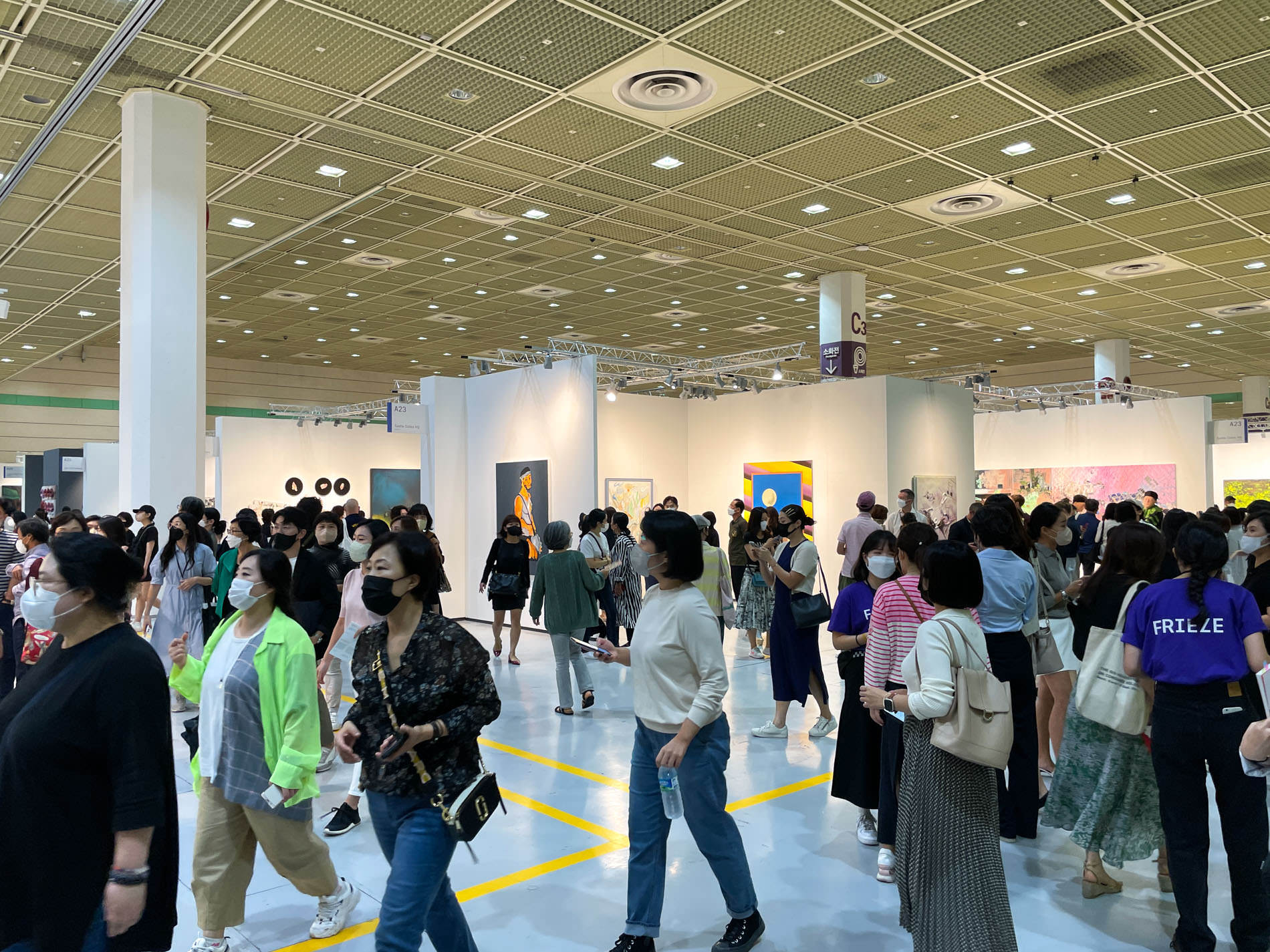 一般初日の会場風景