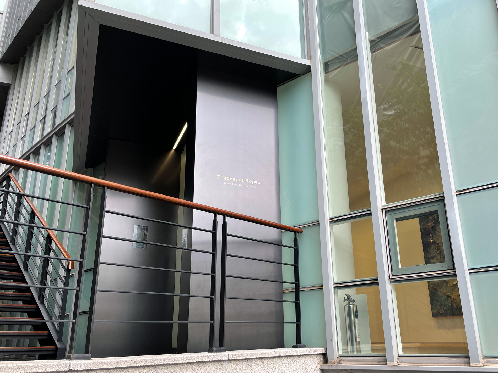 Thaddaeus Ropac Seoul